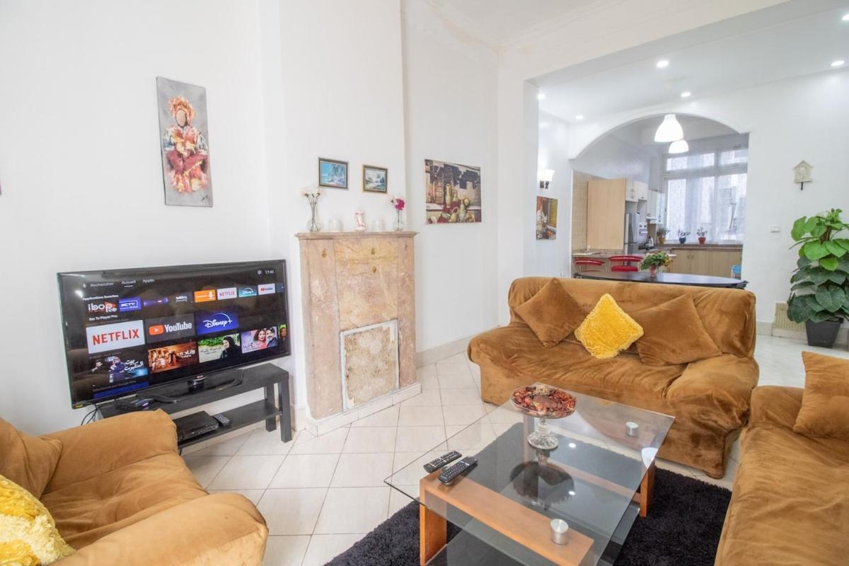 Spacious Family In *